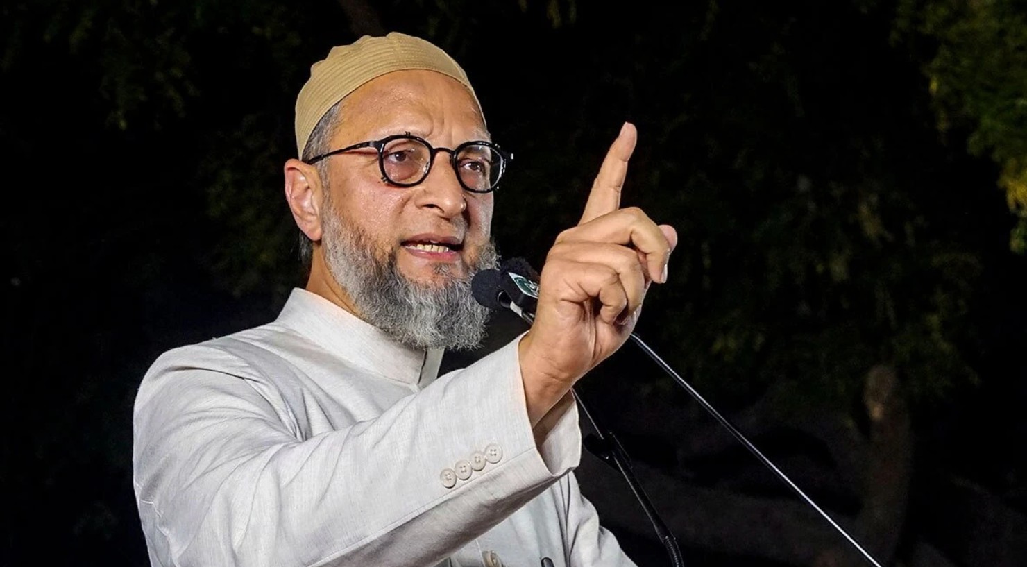 'दूल्हा भाई' से लेकर 'भीखमंगा' और 'जोकर्स' तक, असदुद्दीन ओवैसी के वो 5 बयान