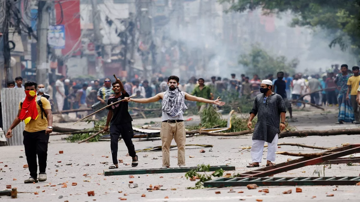 मुर्शिदाबाद हिंसा में बांग्लादेशी आतंकी थे शामिल, खुफिया रिपोर्ट में चौंकाने वाला खुलासा