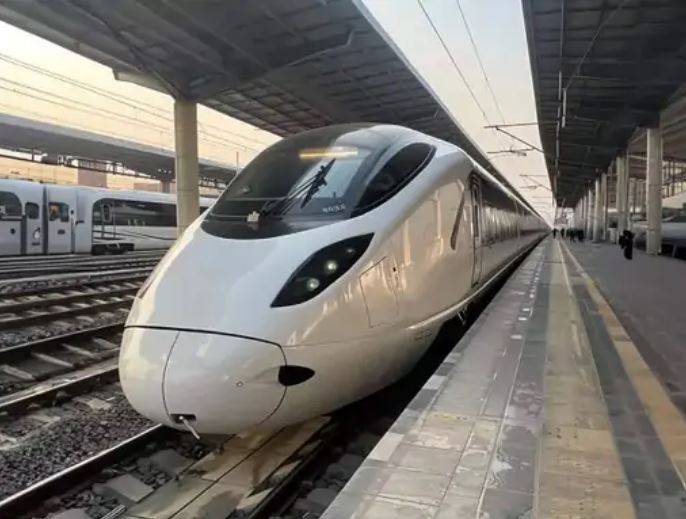 जापान भारत को 2 बुलेट ट्रेन मुफ्त में देगा:2026 की शुरुआत में डिलीवरी संभव